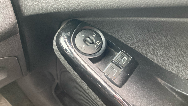 Ford Fiesta 1.5 TDCi Titanium 5dr Diesel Hatchback